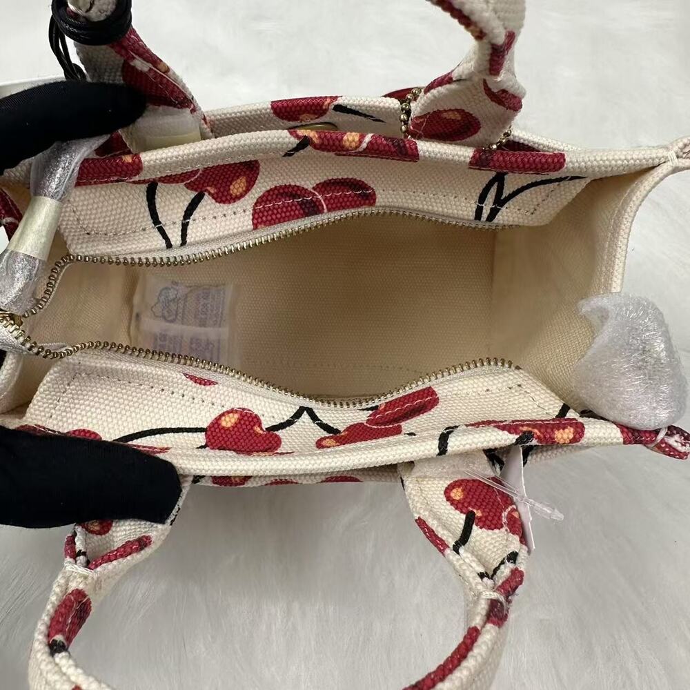 COACH Cargo Tote Bag 20 Crossbody With Cherry Print In Canvas/Chalk Multi CZ104 - Picture 7 of 10